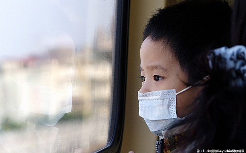 小心傳染！流感疫情高峰不下 元宵賞燈留意衛生