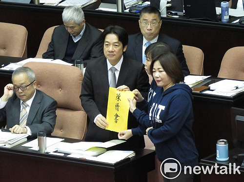 「沒有溝通，暫緩軍改」　國民黨團替八百壯士遞陳情書給賴揆