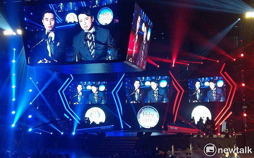 Holyland電競節今日完美落幕 西門客串當主播吸睛