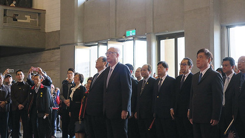 馬英九吳敦義向國父致敬　吳未回應「吳習會」