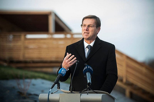 6月選舉前腹背受敵 斯洛維尼亞總理走人