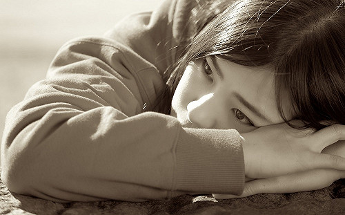 將「我」掛嘴邊不一定是自戀！小心是情緒困擾警訊