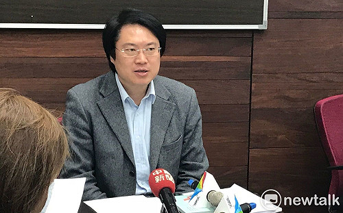 謝立功批不夠格當「全民市長」 林右昌一句話神回