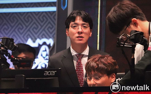 《英雄聯盟》SKT本季陷低迷！監督kkOma：都是我的錯