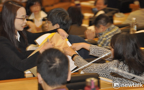 台大投票確定：校長參選人、遴選委員不需迴避校務會議