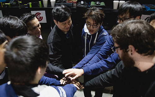 《英雄聯盟》直落三橫掃C9  TL率先晉級半決賽