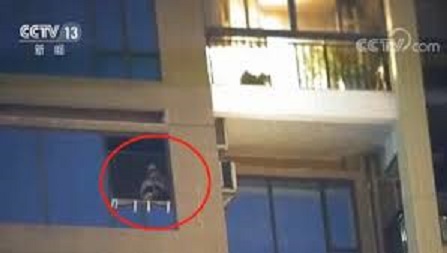 深圳破獲無人機走私手機  涉案金額23億