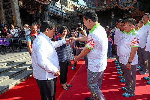 全中運台中盛大登場 　接引大甲媽聖火保平安