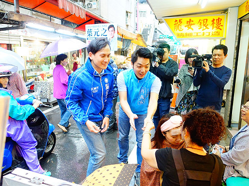 蔣萬安跨區輔選 葉元之問選舉撇步