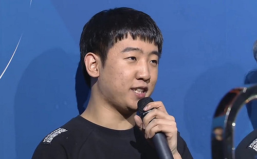 英雄聯盟季後賽》最強賽區稱王  Khan霸嗆：全世界上單向我鞠躬吧！