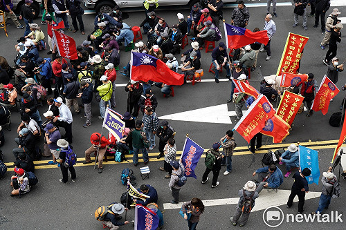 防範毆打記者事件重演   八百壯士組糾察隊、發採訪證