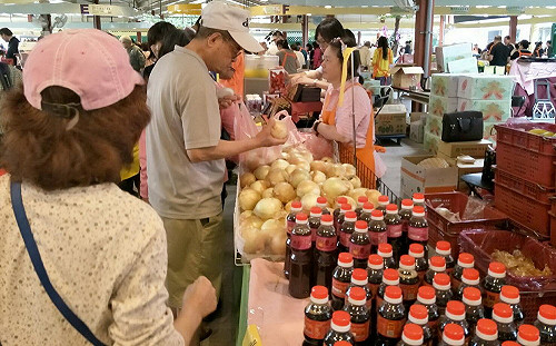 屏東農產黃金3寵人氣夯！可口洋蔥直送希望廣場