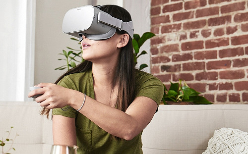 Facebook中價位VR眼鏡正式亮相  自成一體獨立運作