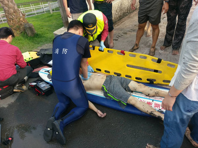 2中國籍男大生宜蘭頭城溺水 一人命危