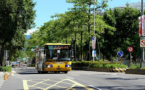 513路跑活動交管看這裡！34條公車路調整資訊