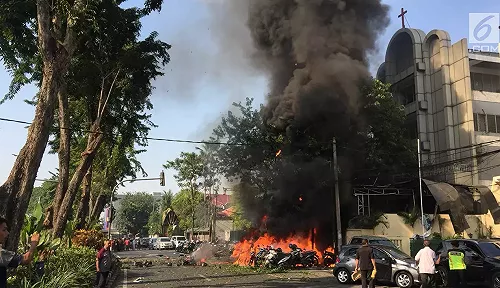 印尼泗水3教堂遭自殺炸彈客攻擊 至少5死13傷