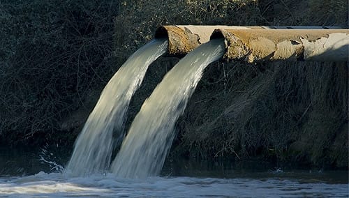 央視記者暗訪山西國企違法排汙被扣留  縣長免職、副縣長停職