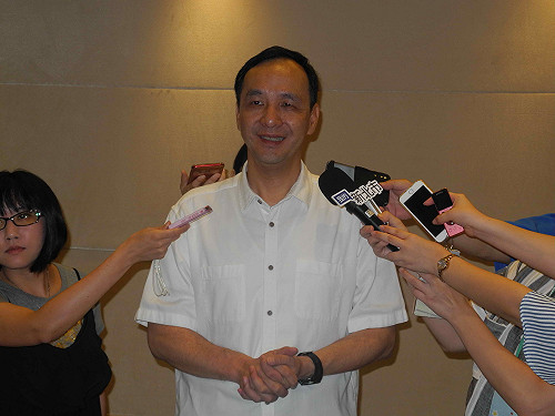 新北機車空汙 朱立倫轟陳菊：沒邏輯亂噴口水