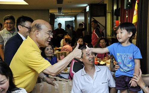 周休繼續勤跑同鄉會  蘇貞昌蘆洲談政績  三重謝民眾力挺