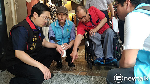 桃市騎樓整平專案 以輪椅驗收成效