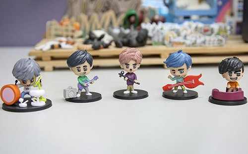 尋找畢書盡！高市反毒送公仔