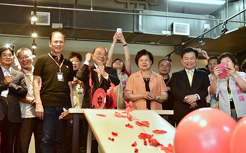 競選辦公室今入厝  蘇貞昌勉勵同仁各展長才