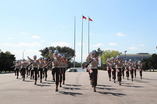 海軍陸戰隊員當街遭擊斃　送醫不治
