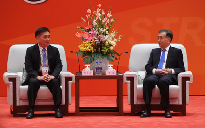 與郝龍斌會面  汪洋：台海形勢嚴峻複雜 想做好兩岸和平發展