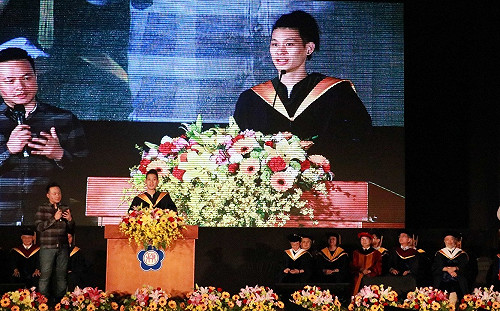 林書豪政大畢典致詞：偉大就要有點瘋狂！