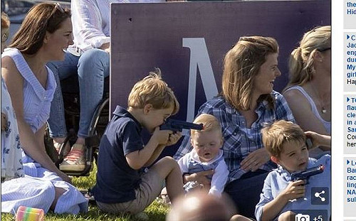 太暴力？4歲喬治王子玩槍作勢射凱特 英輿論熱議