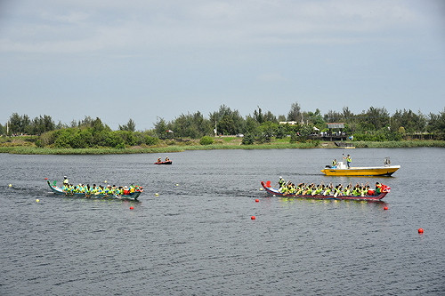 雲林首屆龍舟賽！李進勇為參賽隊伍打氣