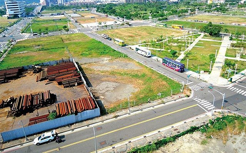 高雄地產搶搶滾   市府標售金達29 億元