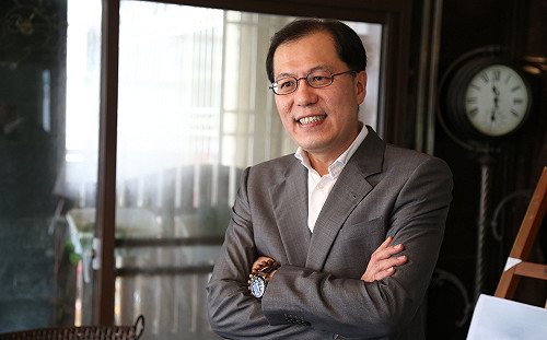 「治理，讓專業的來！」 縣府新聞稿吳芳銘參選埋伏筆