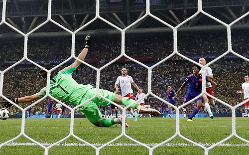 球星J羅傷癒歸隊  率哥倫比亞3比0淘汰波蘭  保住晉級希望