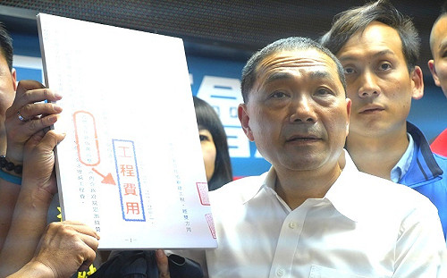 文大宿舍爭議  侯友宜凍未條拿出證據釋疑