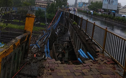 孟買暴雨襲擊　兩處橋梁坍塌釀6人受傷