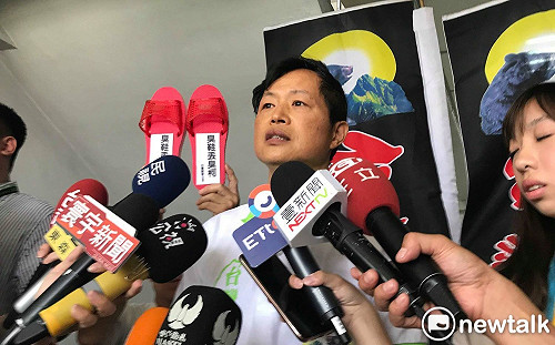 台灣國對老蔣銅像潑漆　稱提醒小英落實轉型正義