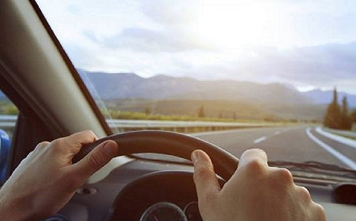 出國租車深度旅遊去！國際駕照5大必備須知文件看這裡