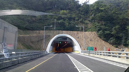 連假第3天蘇花改一路順暢 預估下午2點出現北返車潮