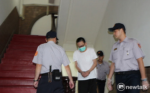 快訊》小燈泡媽媽淚求法官 判王景玉死刑