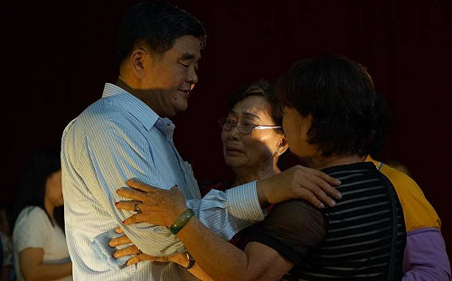 張榮味入監編號6900 享用生日餐看似平靜