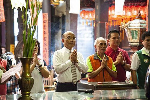 參拜武聖廟與侯友宜較勁？蘇貞昌這樣說