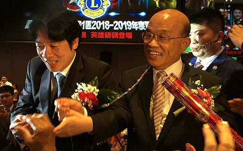 與蘇貞昌手牽手  賴清德：選會做事的人最要緊