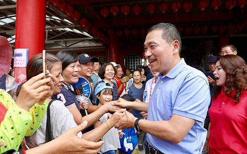 告白系列正夯  侯友宜：我想給你的，不只是友誼