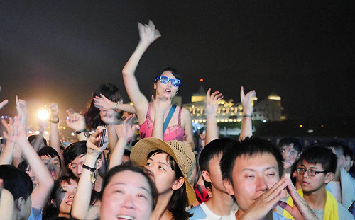 貢寮海祭3日吸55萬人朝聖！國內外樂團讚爆今年各項創舉