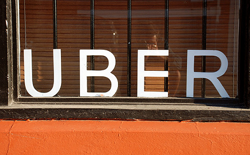 Uber專注開發無人汽車  停止開發自駕卡車