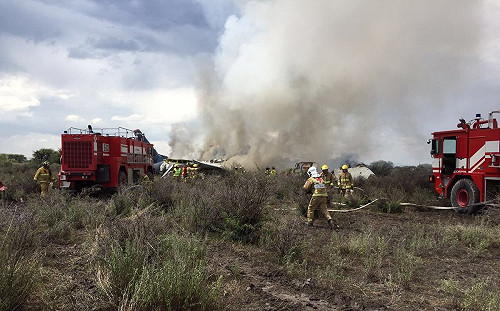 快訊！墨西哥摔機85傷  官方稱旅客自己走出飛機