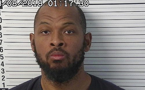 如「第三世界」悲慘遭監禁 美警突破武裝分子救3婦11童