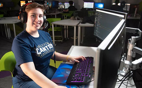 美國85間大學加入電競聯盟 電競成學子新選擇