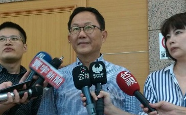 柯Ｐ拜會李登輝 丁守中：他就是墨綠如今露出狐狸尾巴